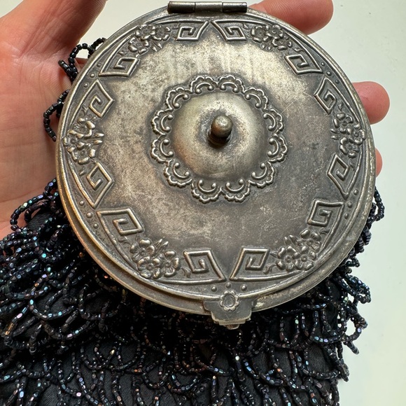 Antique Art Deco Blue Iridescent tassel beaded mirror pouch~Silver Repousse Lid - Picture 8 of 10